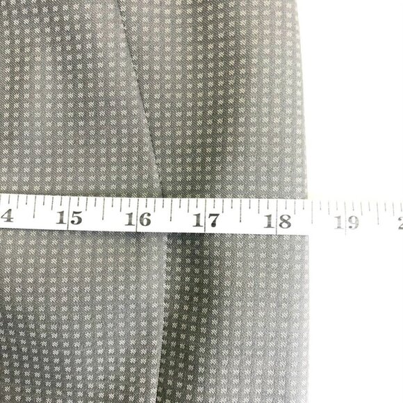 NWT The Limited Career or Casual Wear Pencil Skirt. Grey/Silver Pattern. Size 6 - Picture 9 of 12